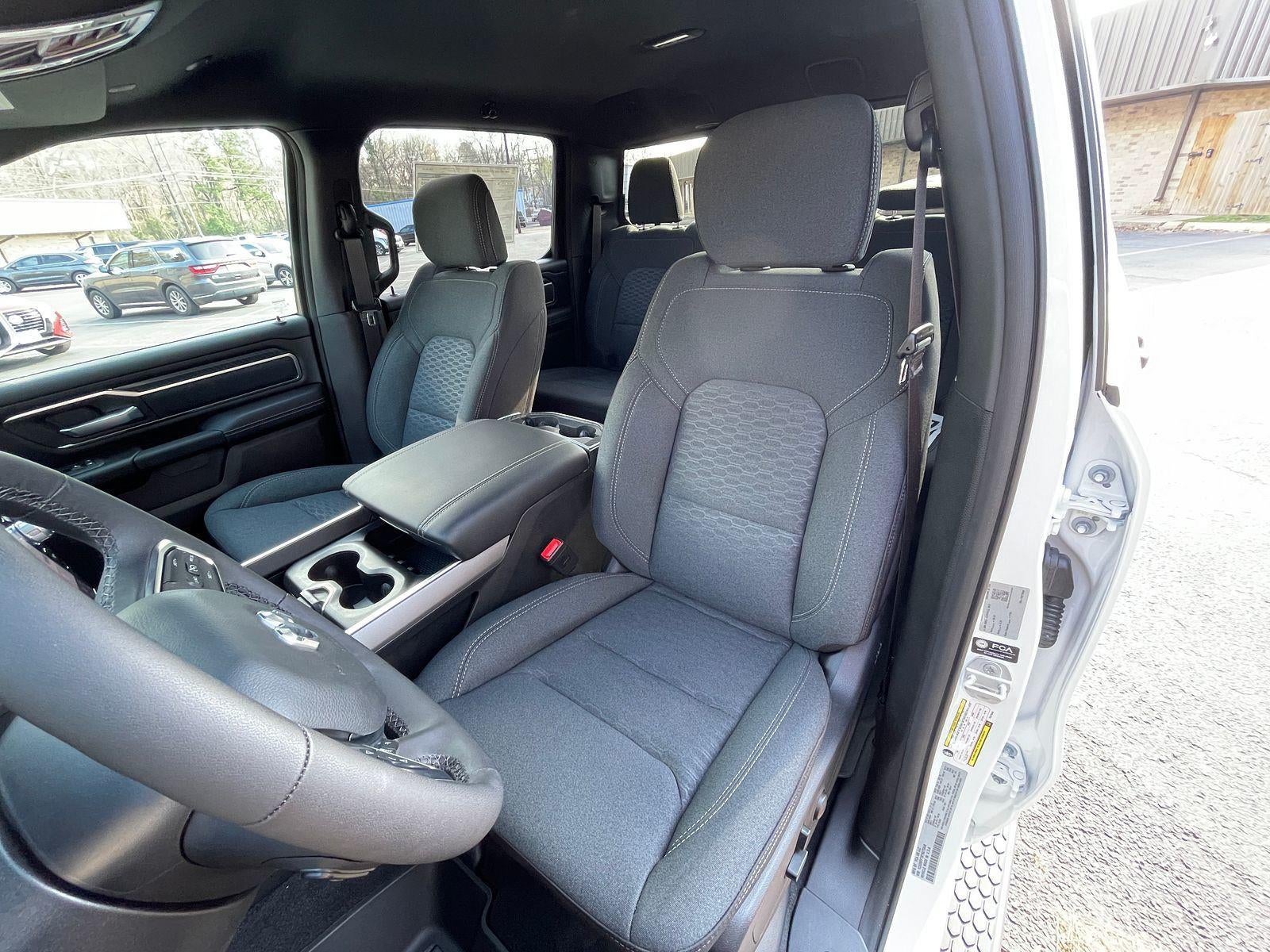 2026 RAM Ram 1500 RAM 1500 LONE STAR CREW CAB 4X4 5'7' BOX