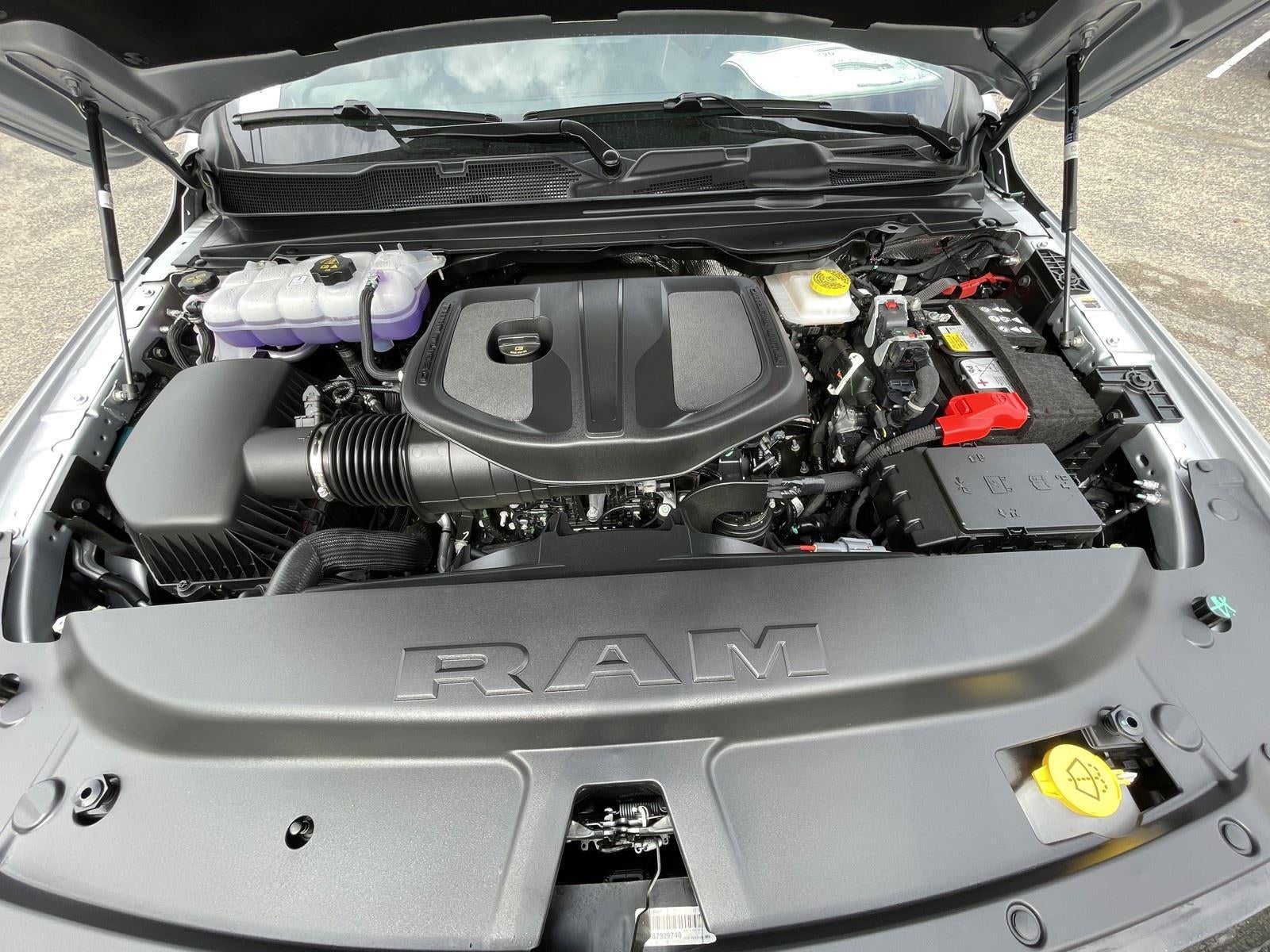 2026 RAM Ram 1500 RAM 1500 WARLOCK CREW CAB 4X4 5'7' BOX