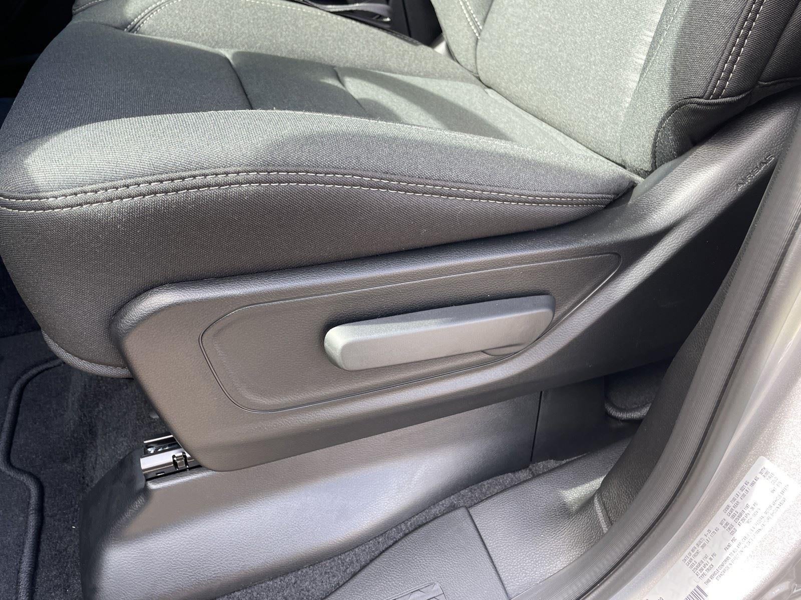 2026 RAM Ram 1500 RAM 1500 TRADESMAN CREW CAB 4X4 5'7' BOX