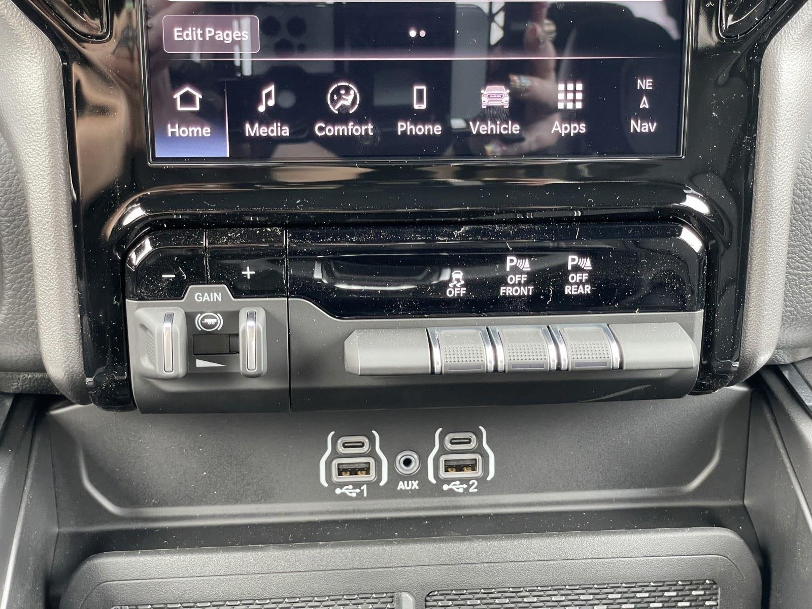 2026 RAM Ram 1500 RAM 1500 LARAMIE CREW CAB 4X4 5'7' BOX