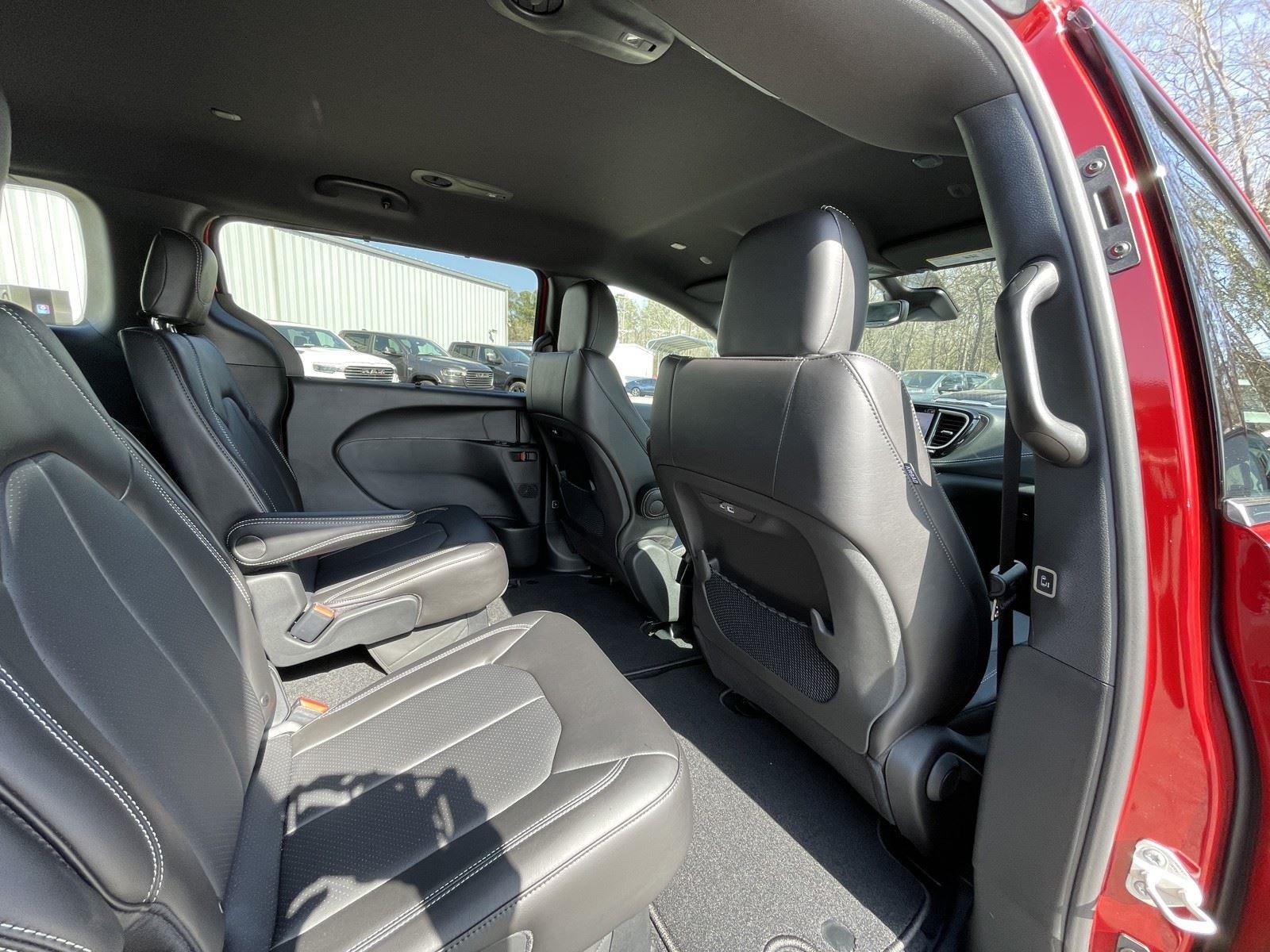 2026 Chrysler Pacifica PACIFICA SELECT