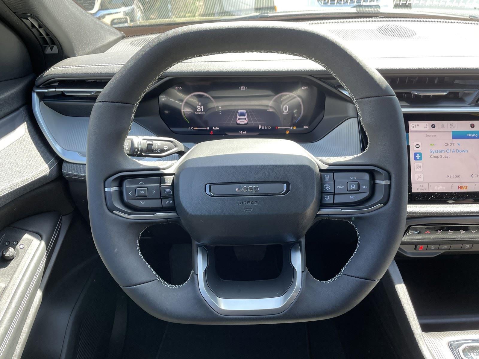 2026 Jeep Cherokee CHEROKEE LAREDO 4X4