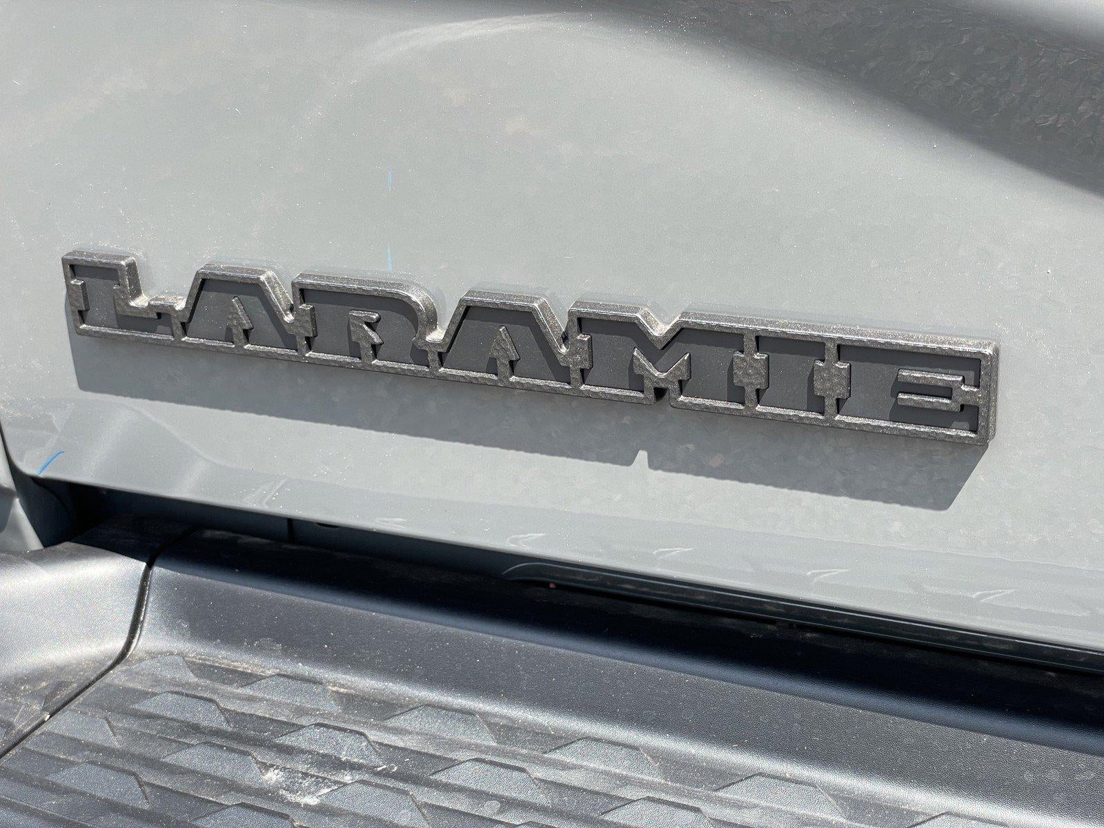 2027 RAM Ram 3500 RAM 3500 LARAMIE CREW CAB 4X4 8' BOX
