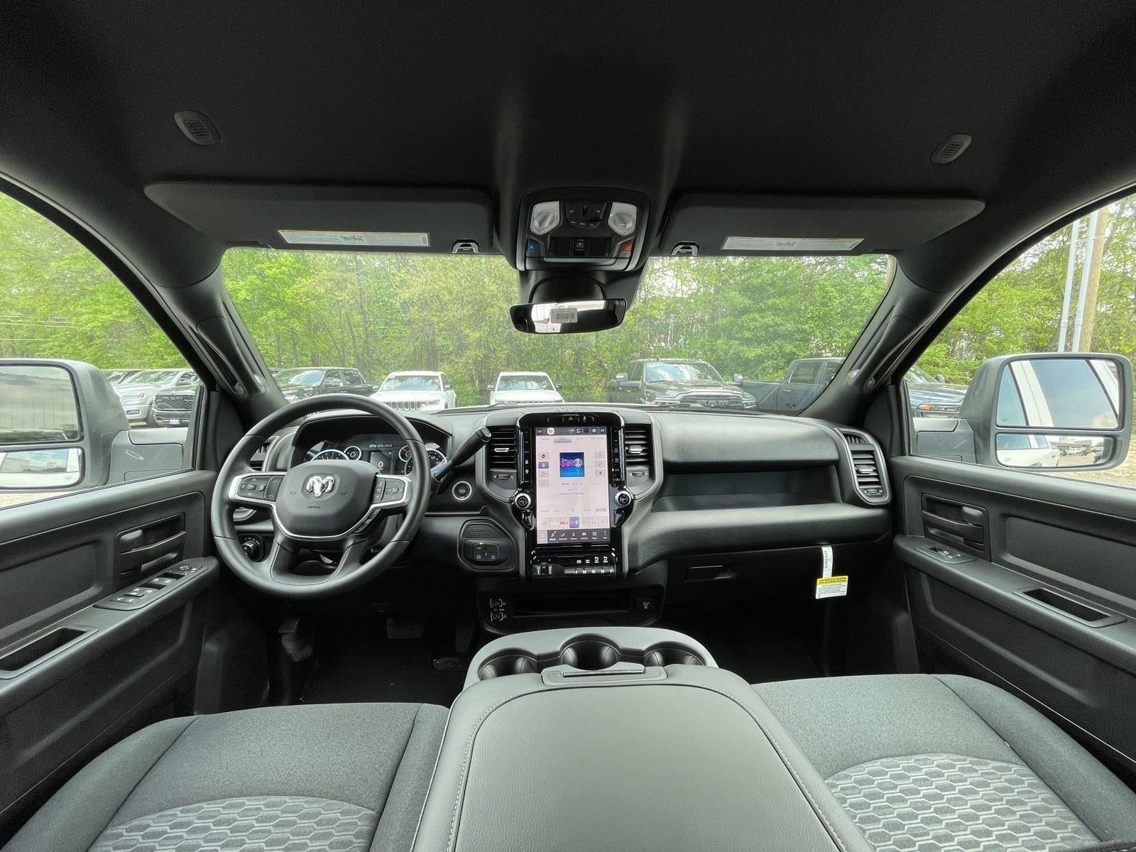 2026 RAM Ram 2500 RAM 2500 TRADESMAN CREW CAB 4X4 6'4' BOX