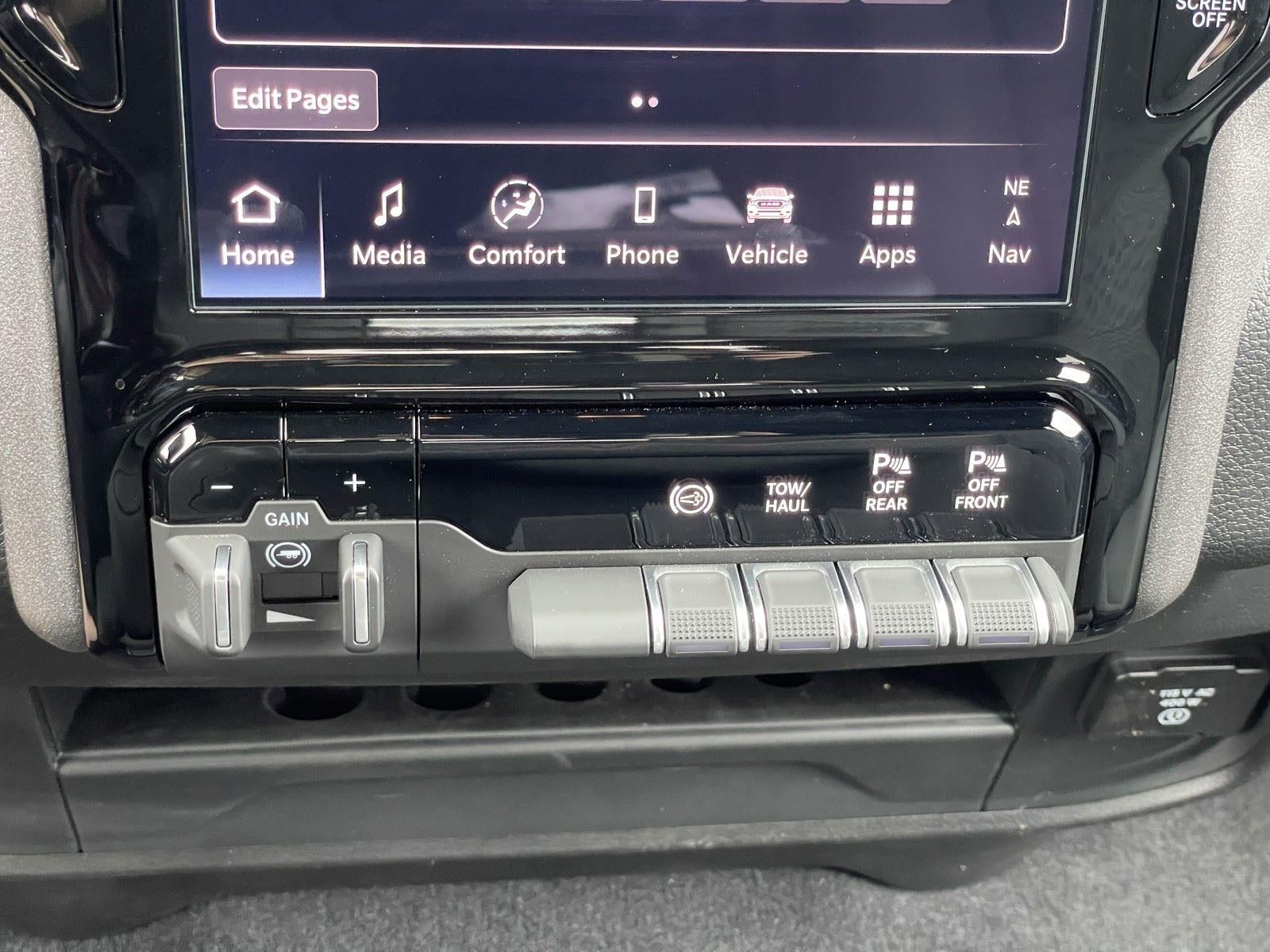 2026 RAM Ram 2500 RAM 2500 TRADESMAN CREW CAB 4X4 6'4' BOX