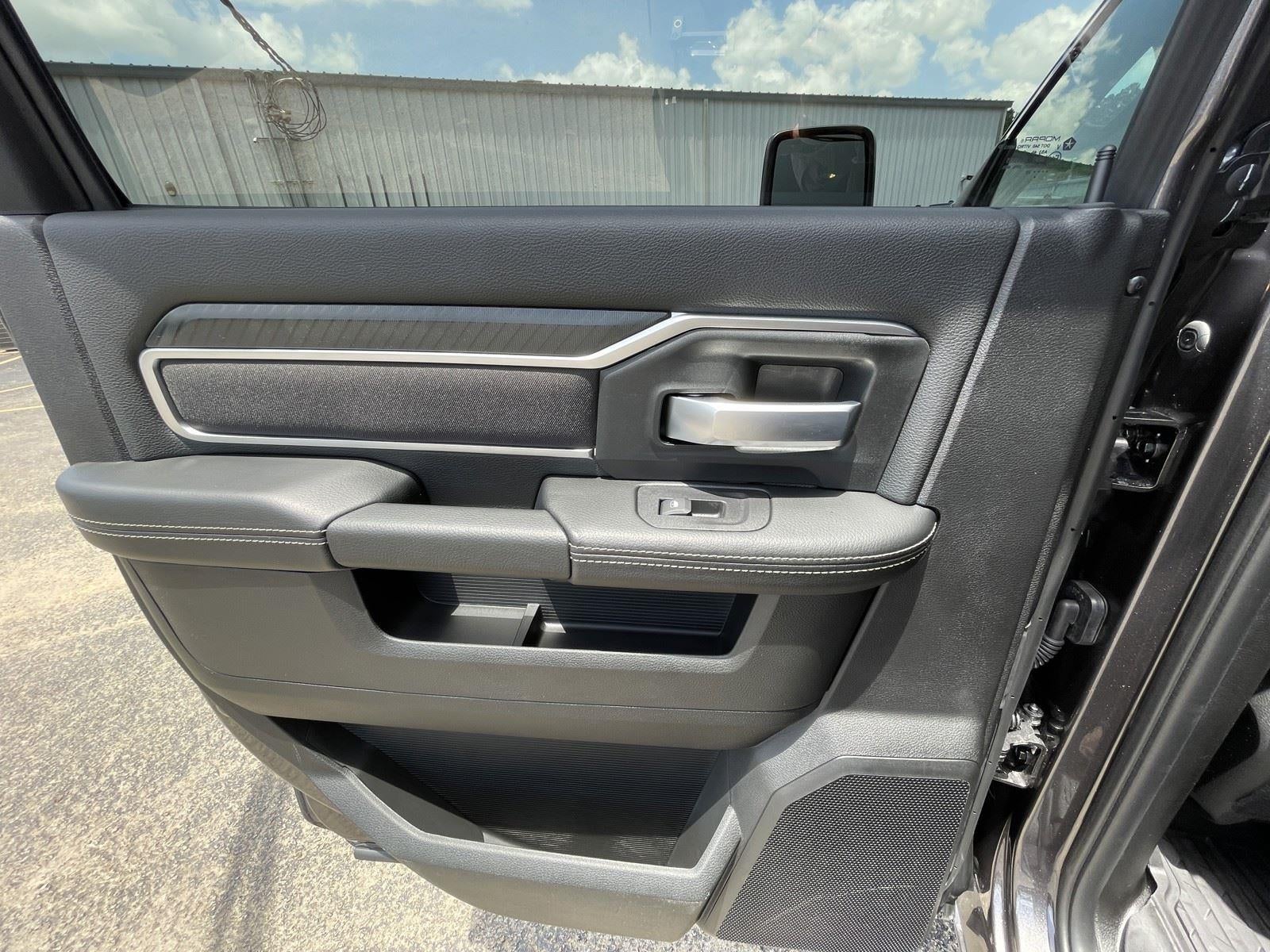 2025 RAM Ram 2500 RAM 2500 LONE STAR CREW CAB 4X4 6'4' BOX