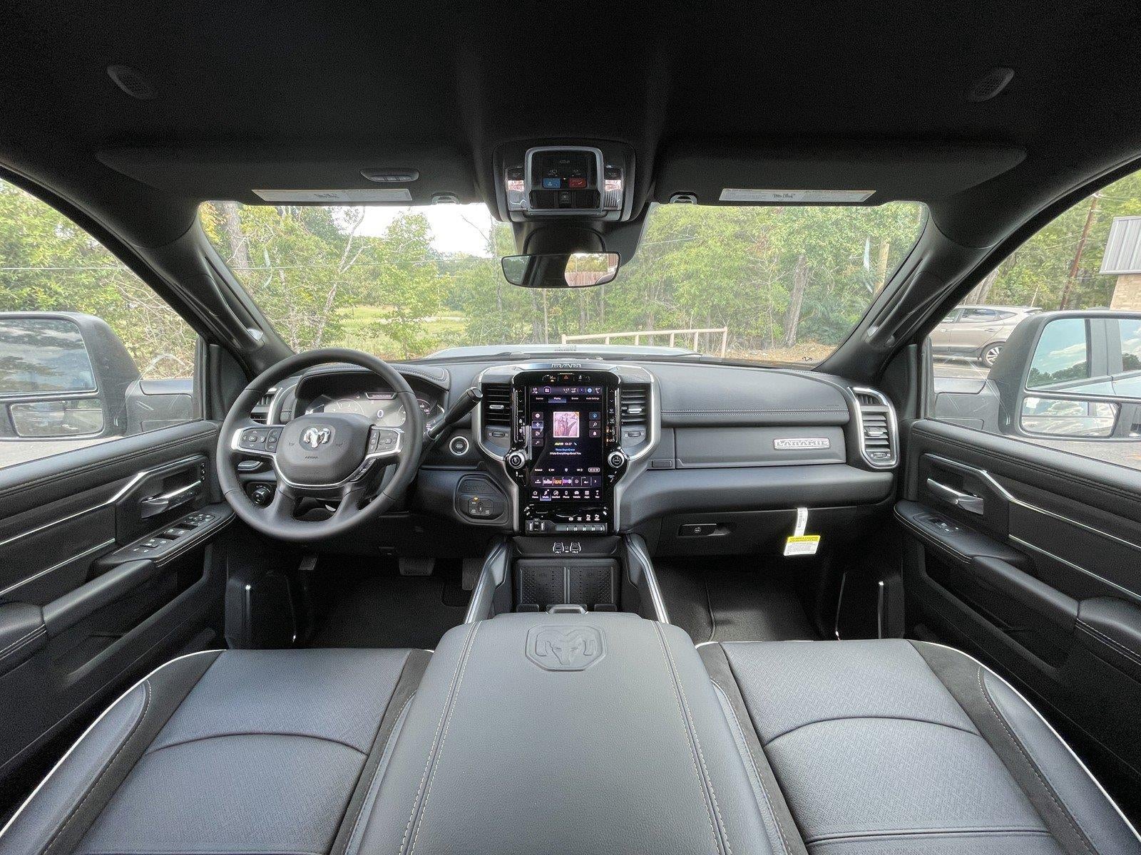 2027 RAM Ram 2500 RAM 2500 LARAMIE CREW CAB 4X4 6'4' BOX