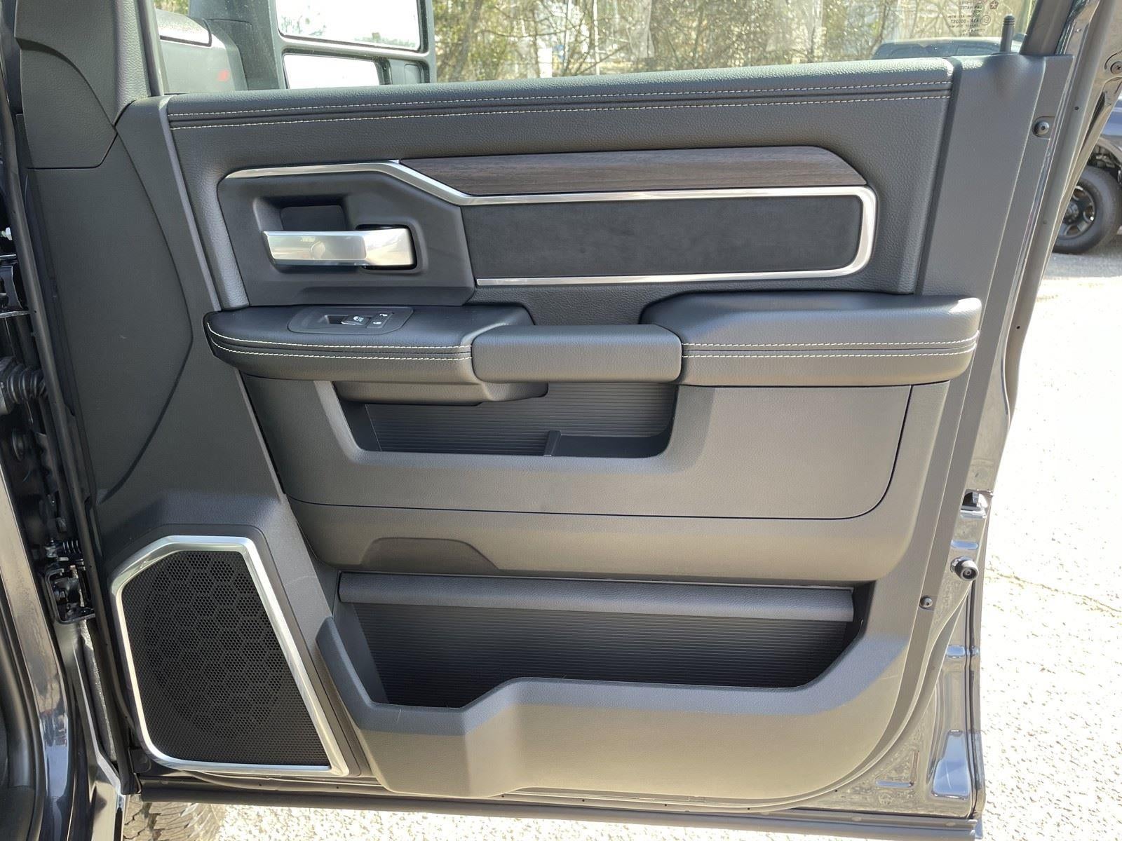 2026 RAM Ram 2500 RAM 2500 LARAMIE MEGA CAB 4X4 6'4' BOX