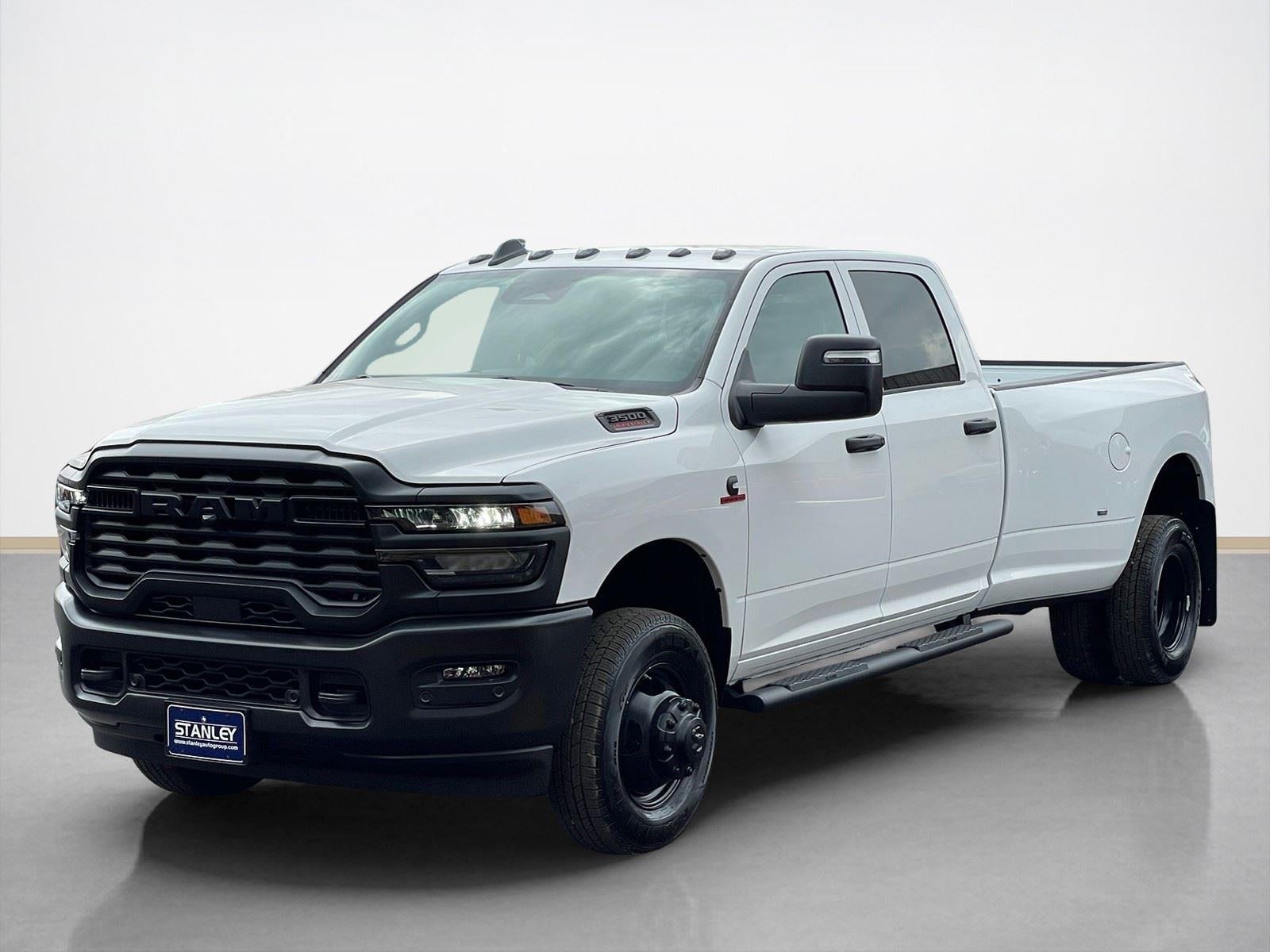 2026 RAM Ram 3500 RAM 3500 TRADESMAN CREW CAB 4X4 8' BOX