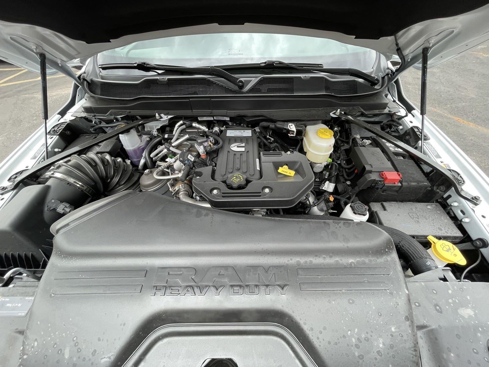 2026 RAM Ram 3500 RAM 3500 TRADESMAN CREW CAB 4X4 8' BOX