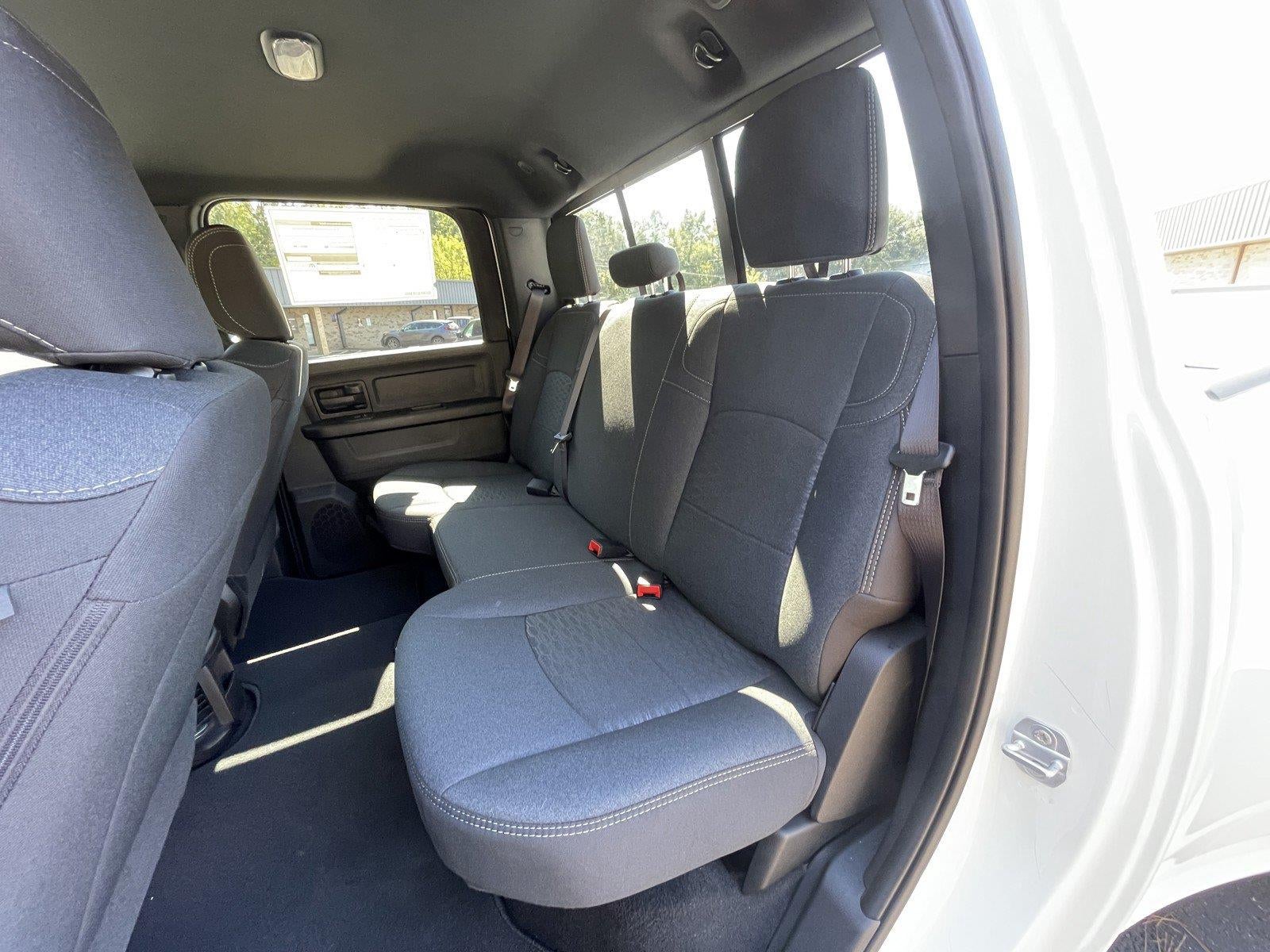 2027 RAM Ram 3500 RAM 3500 TRADESMAN CREW CAB 4X4 8' BOX