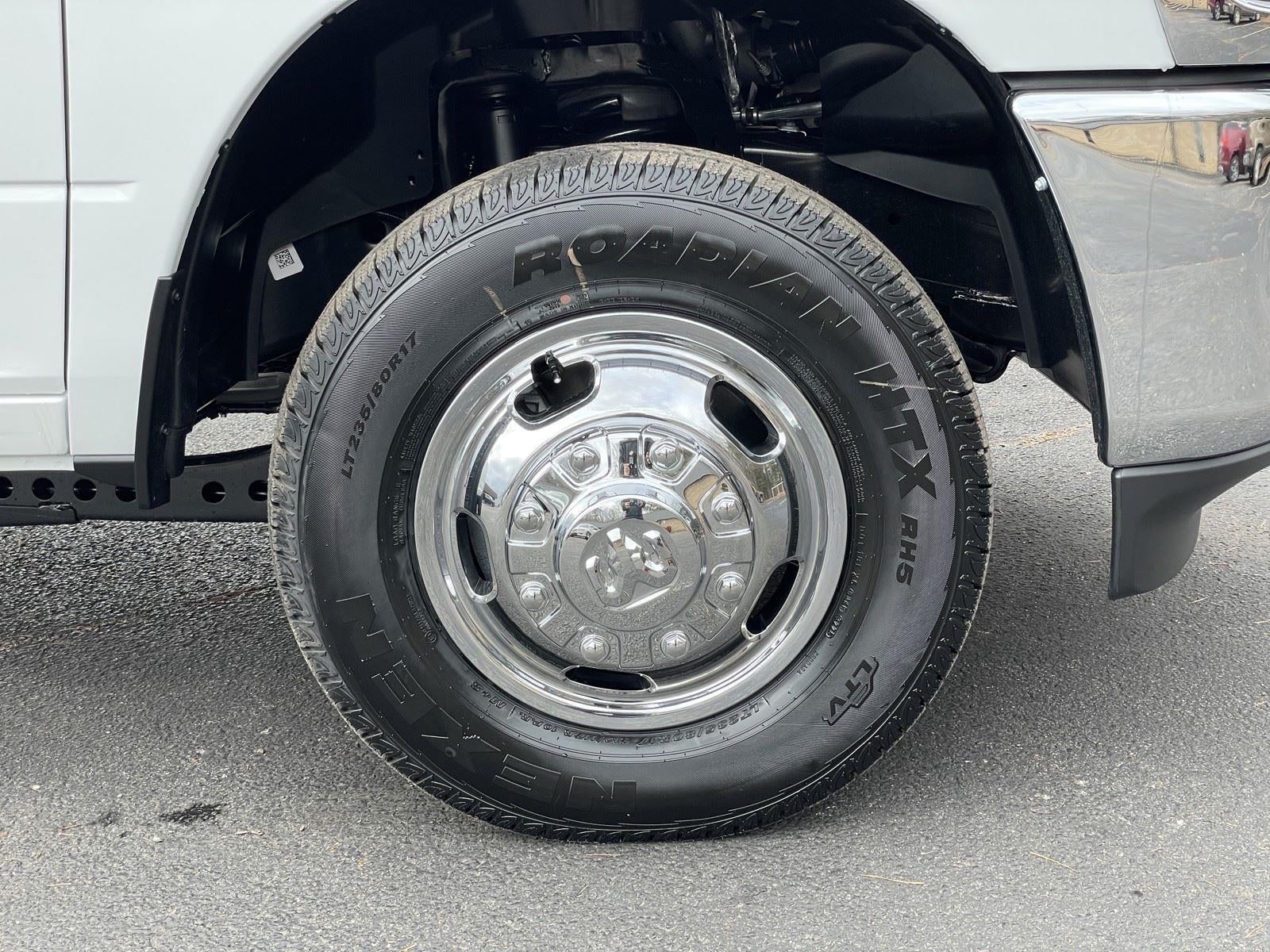 2026 RAM Ram 3500 RAM 3500 TRADESMAN CREW CAB 4X4 8' BOX