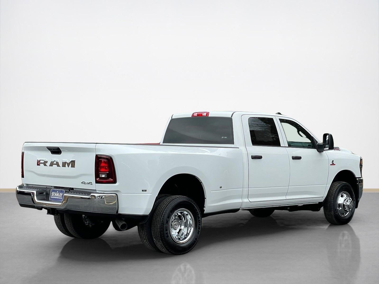 2026 RAM Ram 3500 RAM 3500 TRADESMAN CREW CAB 4X4 8' BOX