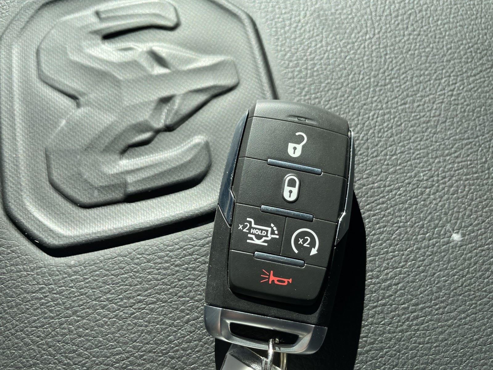 2026 RAM Ram 3500 RAM 3500 LARAMIE CREW CAB 4X4 8' BOX