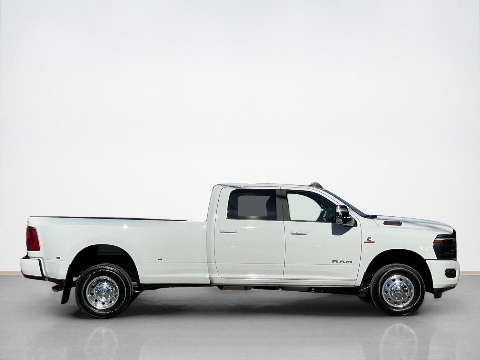 2026 RAM Ram 3500 RAM 3500 LARAMIE CREW CAB 4X4 8' BOX