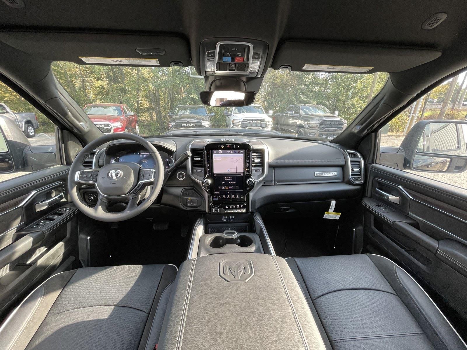 2026 RAM Ram 3500 RAM 3500 LARAMIE CREW CAB 4X4 8' BOX