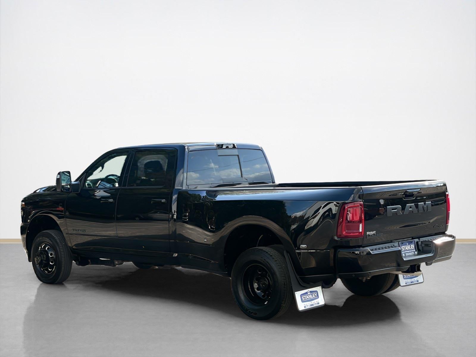 2026 RAM Ram 3500 RAM 3500 LARAMIE CREW CAB 4X4 8' BOX