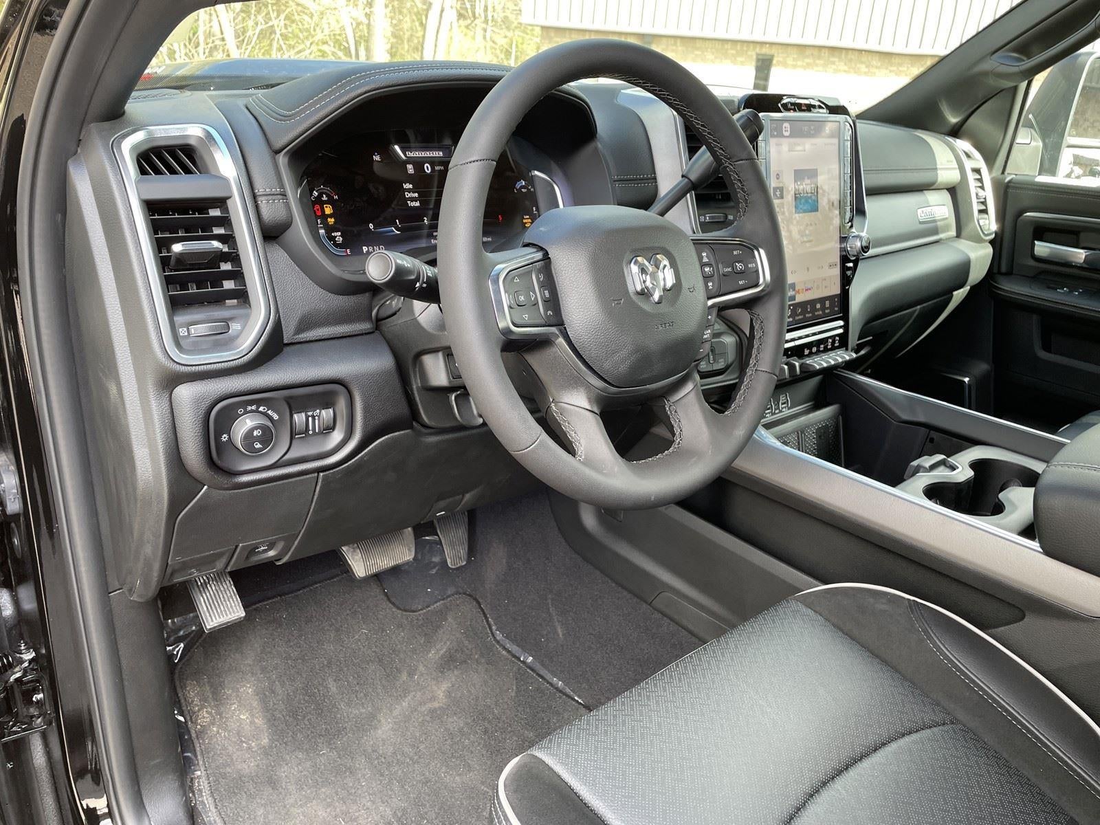 2026 RAM Ram 3500 RAM 3500 LARAMIE CREW CAB 4X4 8' BOX