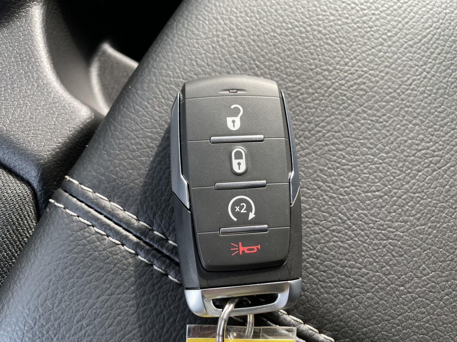 2025 RAM Ram 1500 RAM 1500 TRADESMAN CREW CAB 4X2 5'7' BOX