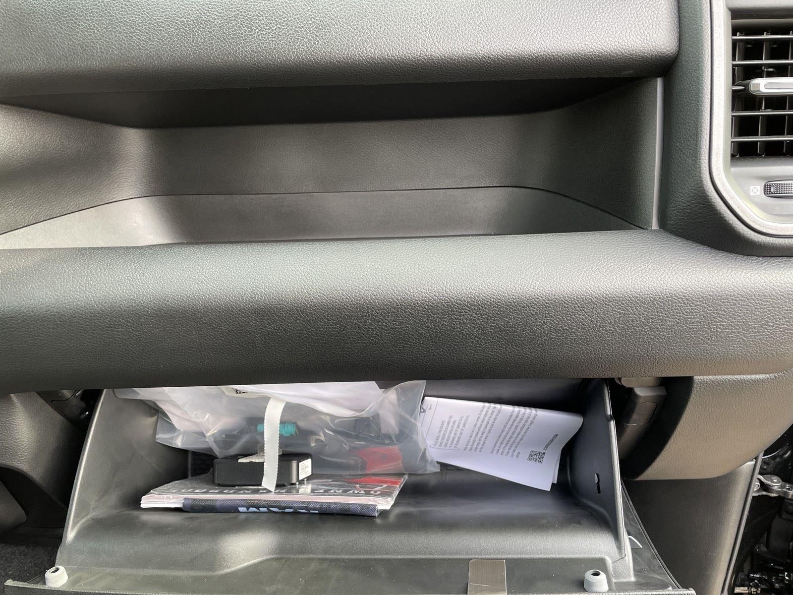 2025 RAM Ram 1500 RAM 1500 TRADESMAN CREW CAB 4X2 5'7' BOX