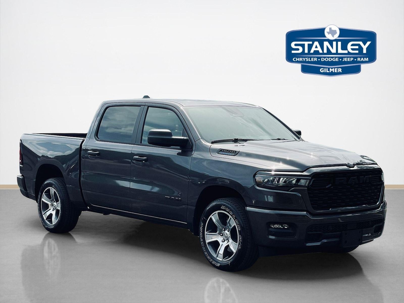 2026 RAM Ram 1500 RAM 1500 EXPRESS CREW CAB 4X2 5'7' BOX