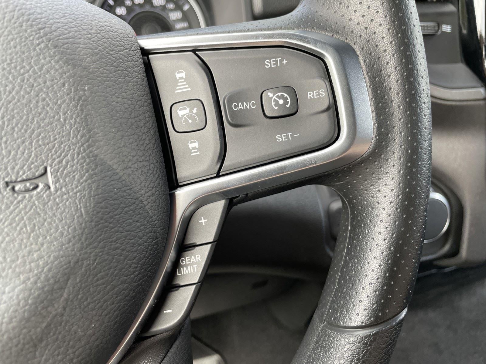 2026 RAM Ram 1500 RAM 1500 EXPRESS CREW CAB 4X2 5'7' BOX