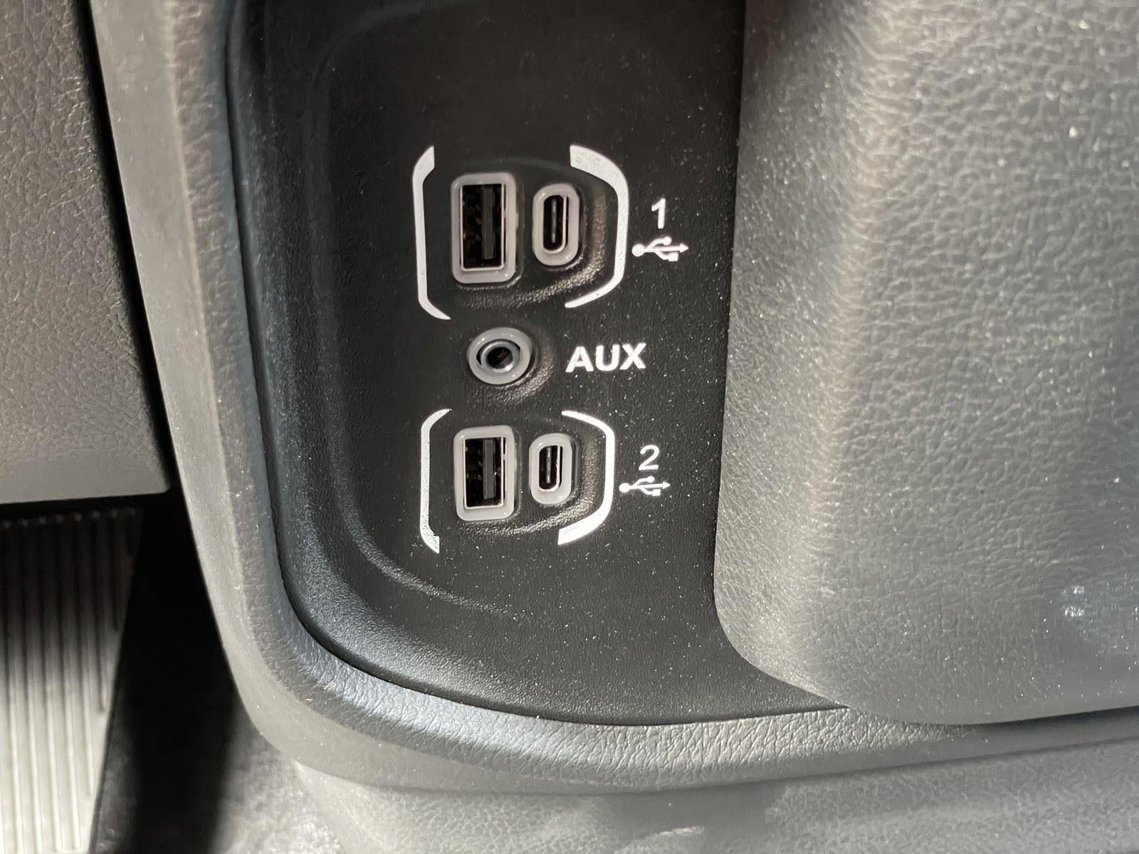 2026 RAM Ram 1500 RAM 1500 EXPRESS CREW CAB 4X2 5'7' BOX