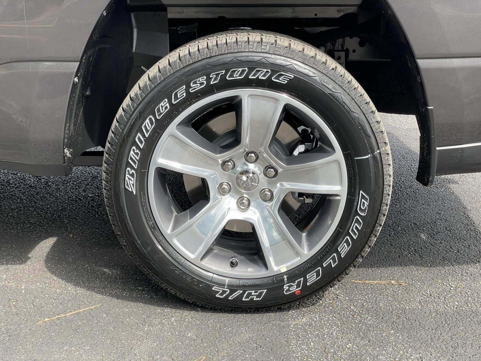 2026 RAM Ram 1500 RAM 1500 EXPRESS CREW CAB 4X2 5'7' BOX