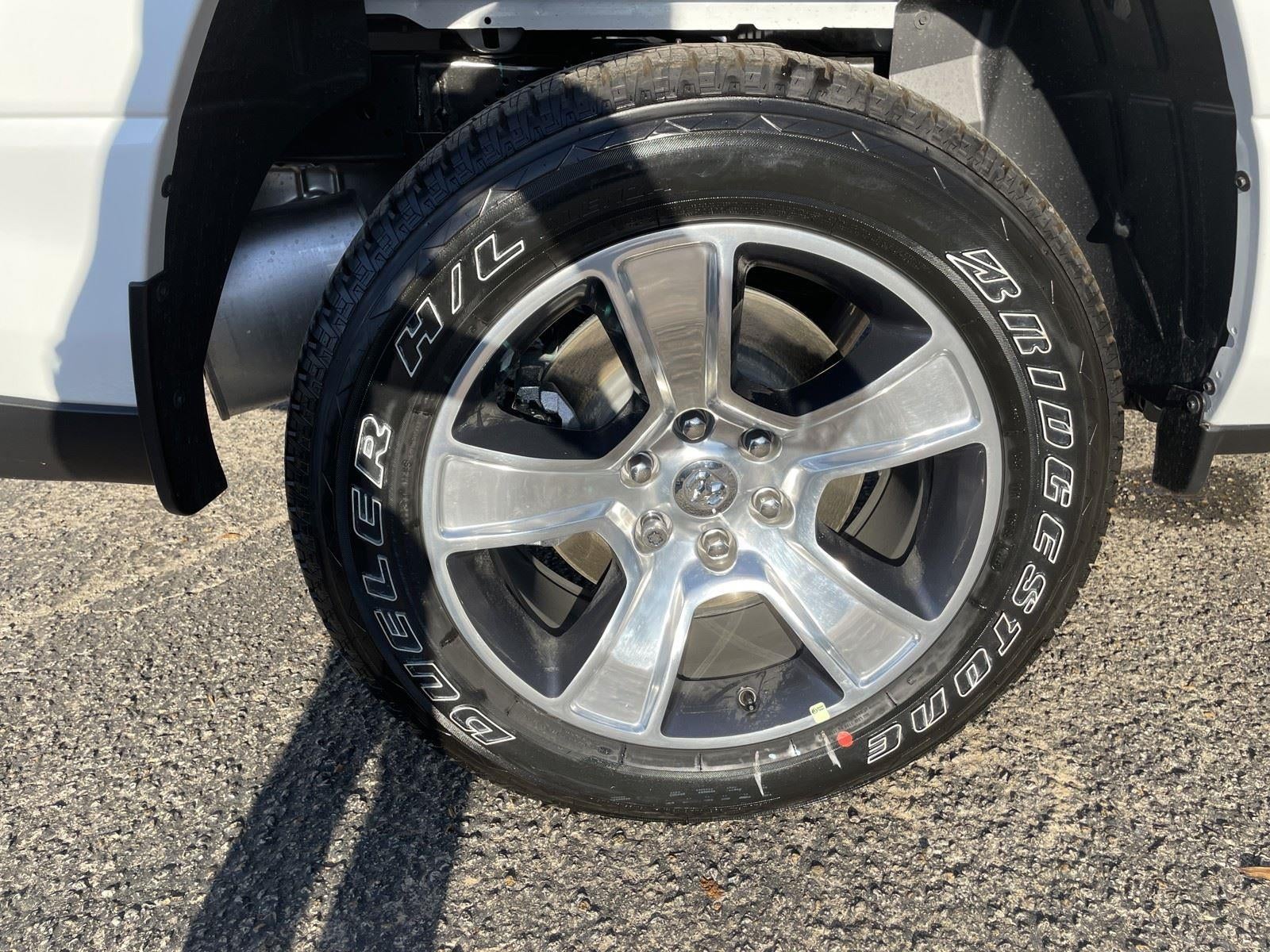 2025 RAM Ram 1500 RAM 1500 TRADESMAN CREW CAB 4X2 5'7' BOX