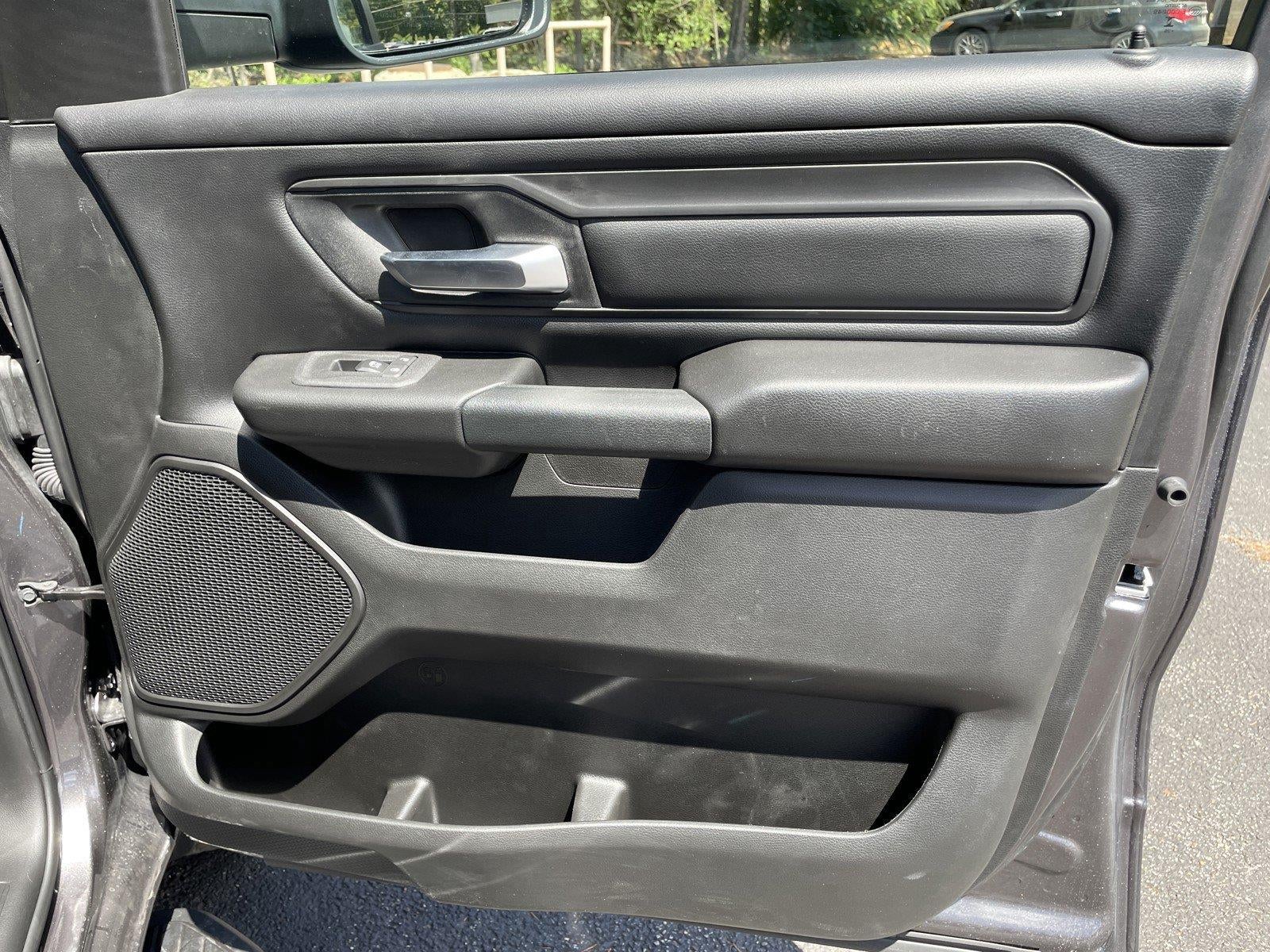 2026 RAM 1500 RAM 1500 EXPRESS CREW CAB 4X4 5'7' BOX