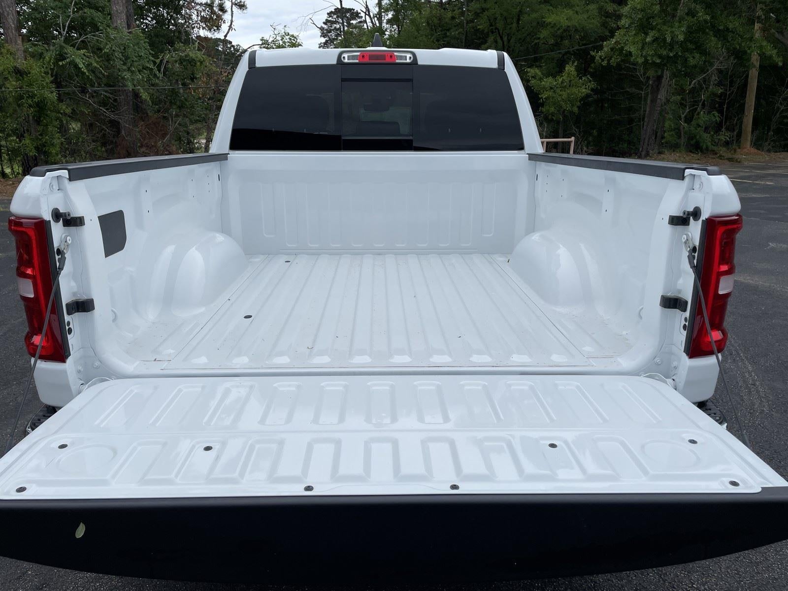 2026 RAM Ram 1500 RAM 1500 TRADESMAN CREW CAB 4X4 5'7' BOX