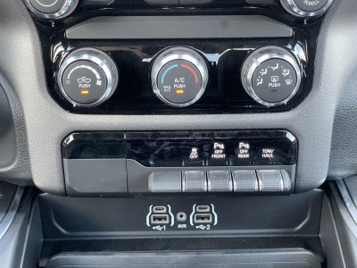 2026 RAM 1500 RAM 1500 EXPRESS CREW CAB 4X4 5'7' BOX