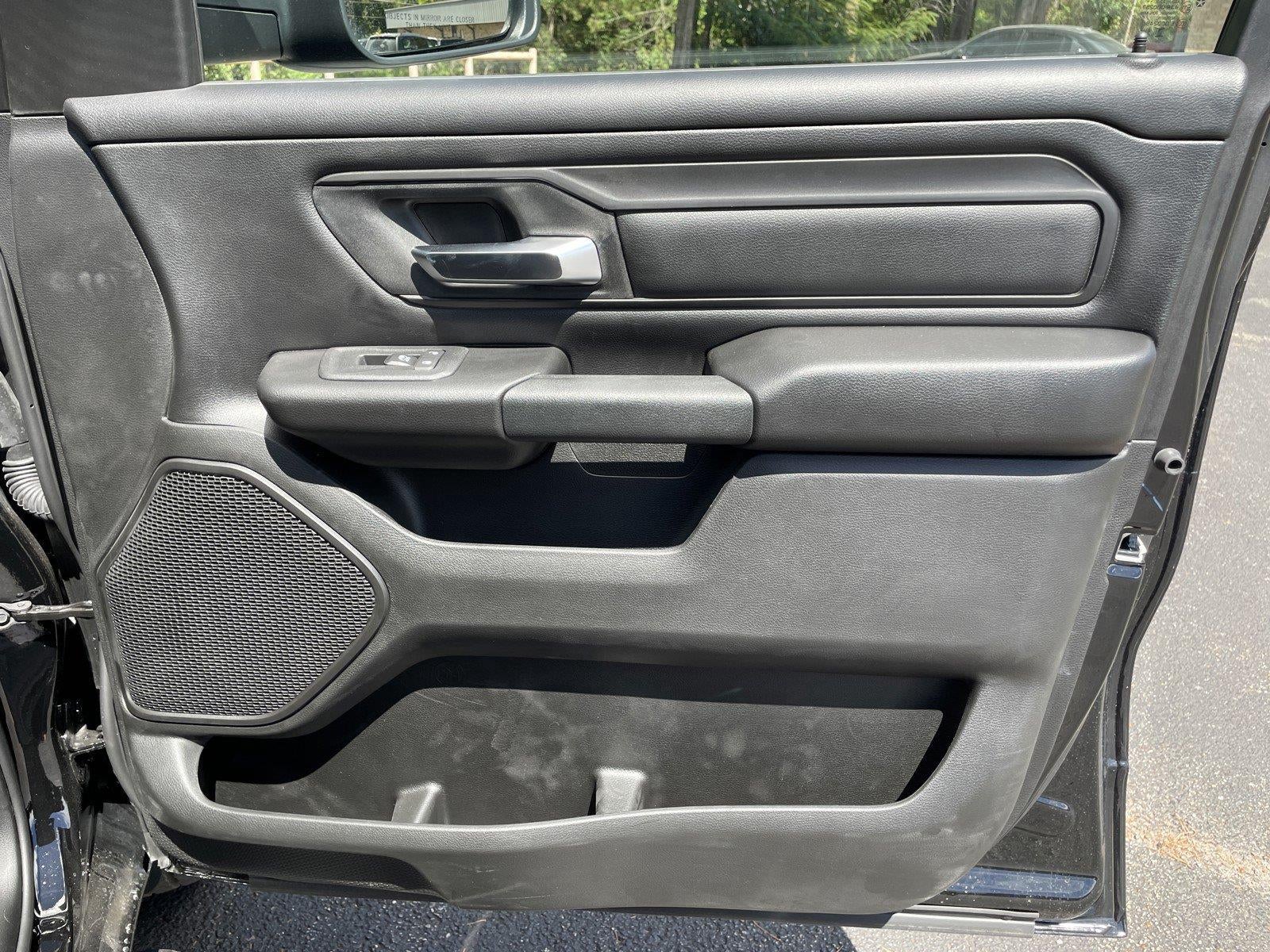 2026 RAM 1500 RAM 1500 EXPRESS CREW CAB 4X4 5'7' BOX