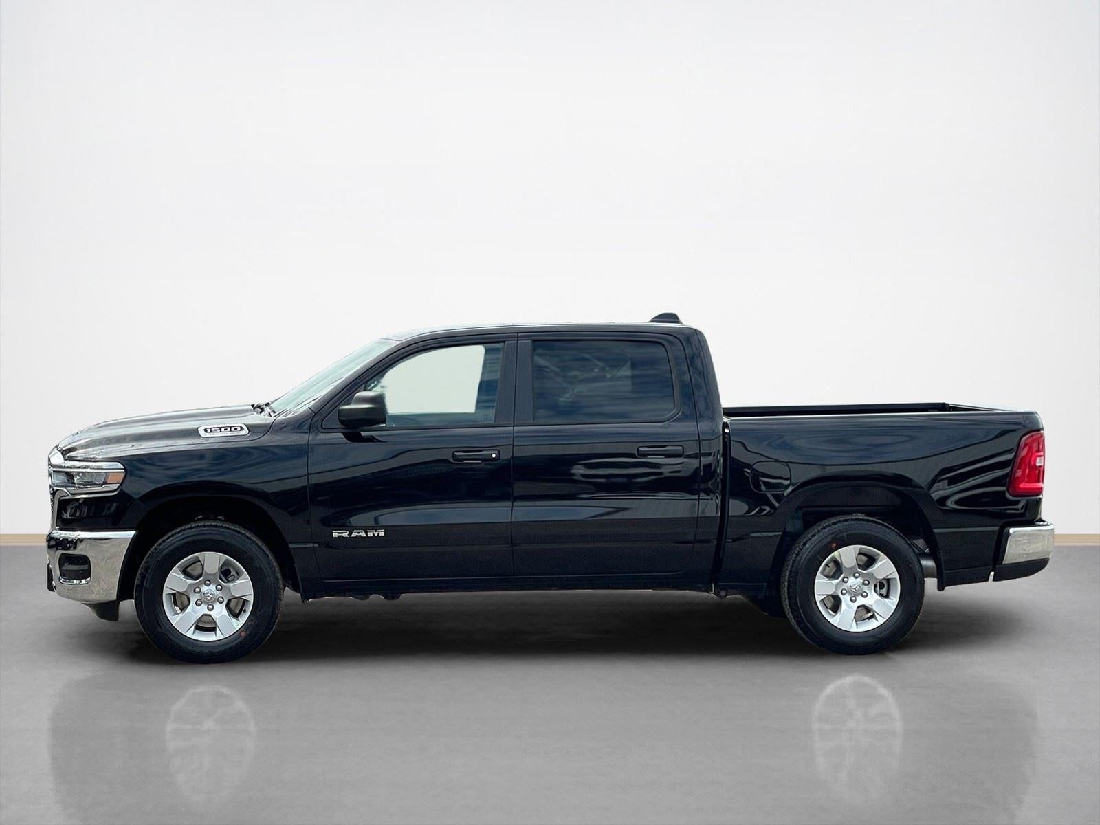2026 RAM Ram 1500 RAM 1500 TRADESMAN CREW CAB 4X4 5'7' BOX