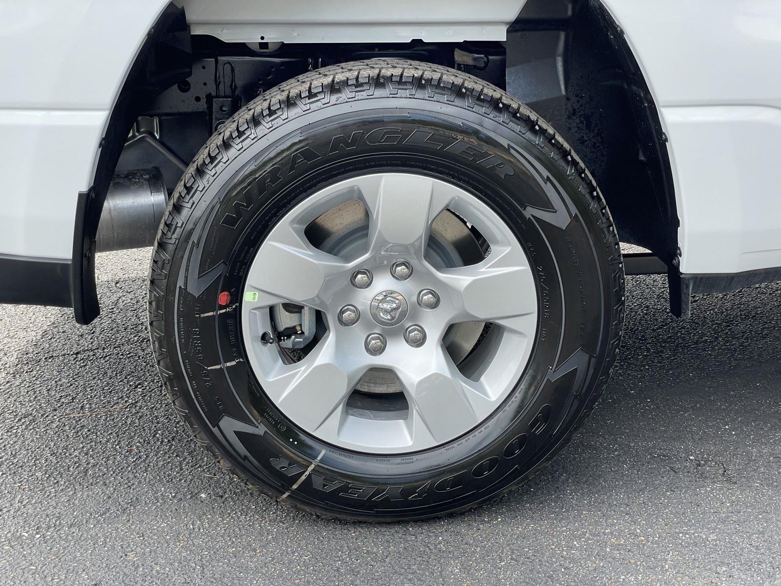 2026 RAM Ram 1500 RAM 1500 TRADESMAN CREW CAB 4X4 5'7' BOX