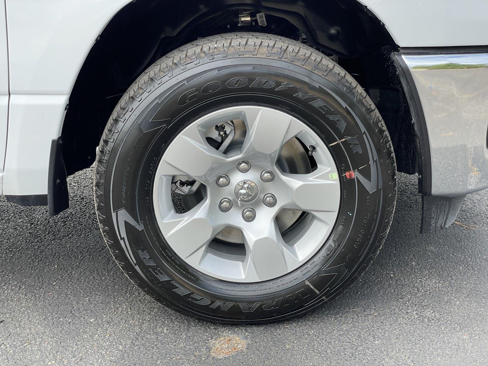 2026 RAM Ram 1500 RAM 1500 TRADESMAN CREW CAB 4X4 5'7' BOX