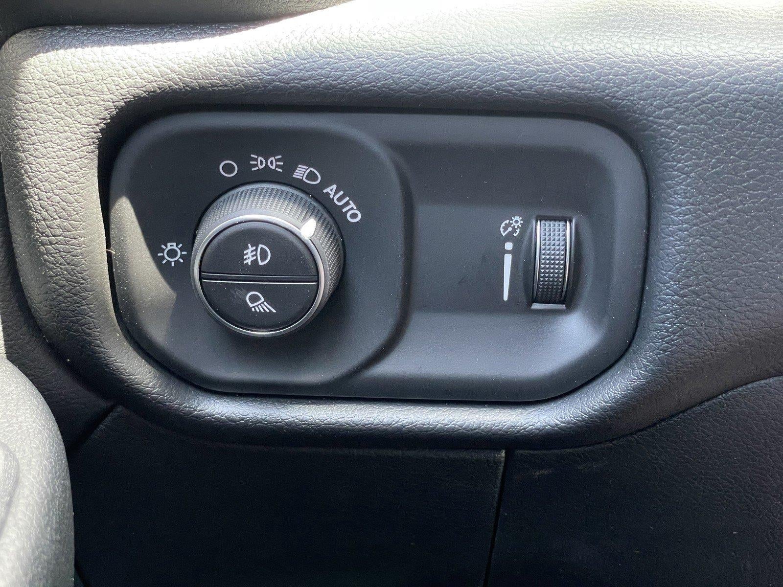 2026 RAM 2500 RAM 2500 TRADESMAN CREW CAB 4X4 6'4' BOX