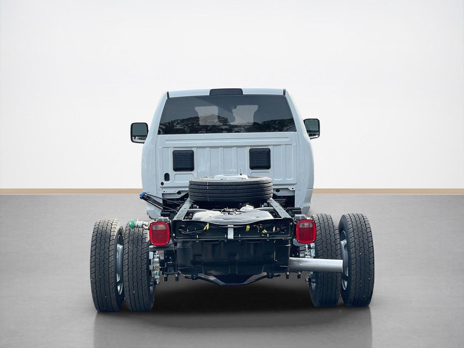 2026 RAM Ram 4500 Chassis Cab RAM 4500 TRADESMAN CHASSIS CREW CAB 4X4 84' CA