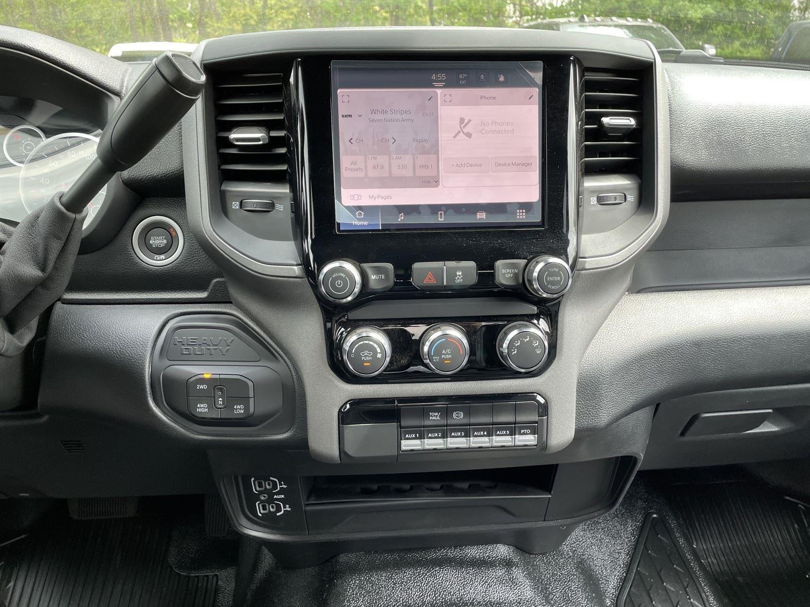 2026 RAM Ram 3500 Chassis Cab RAM 3500 TRADESMAN CREW CAB CHASSIS 4X4 60' CA