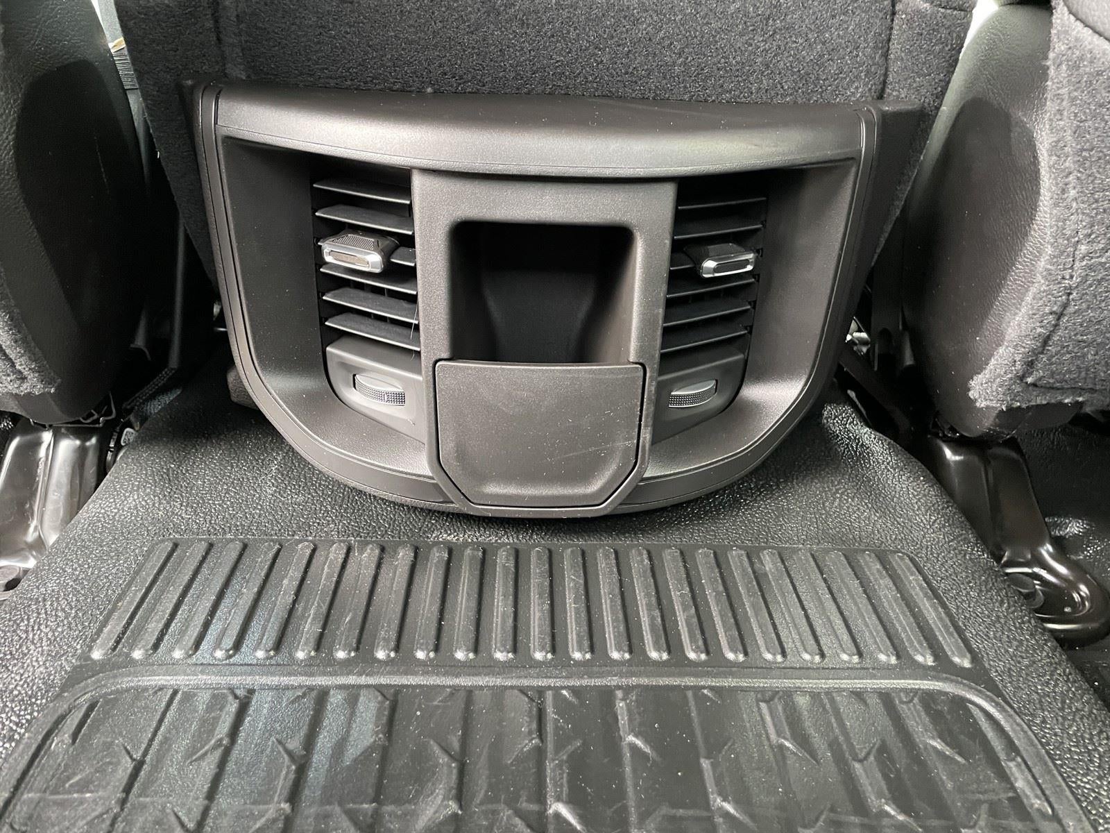 2026 RAM Ram 3500 Chassis Cab RAM 3500 TRADESMAN CREW CAB CHASSIS 4X4 60' CA