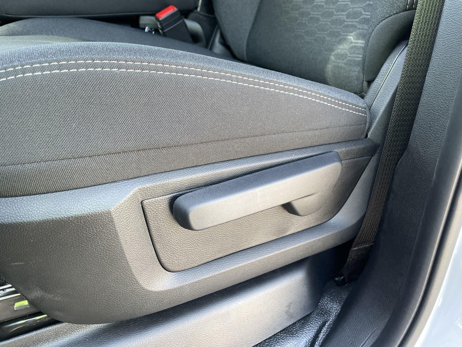 2026 RAM Ram 3500 Chassis Cab RAM 3500 TRADESMAN CREW CAB CHASSIS 4X4 60' CA